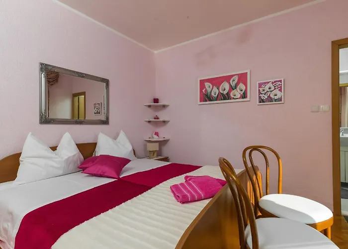 Tupina By Paulina - Comfort Double With Balcony And Sea View 1 Apartment Mlini