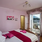 Апартаменты Tupina By Paulina - Comfort Double With Balcony And Sea View 1 Млини