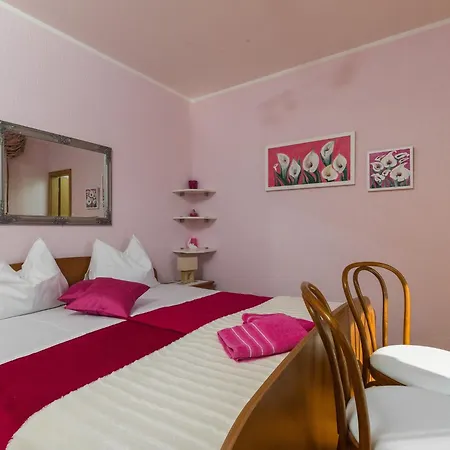 Tupina By Paulina - Comfort Double With Balcony And Sea View 1 Appartement Mlini
